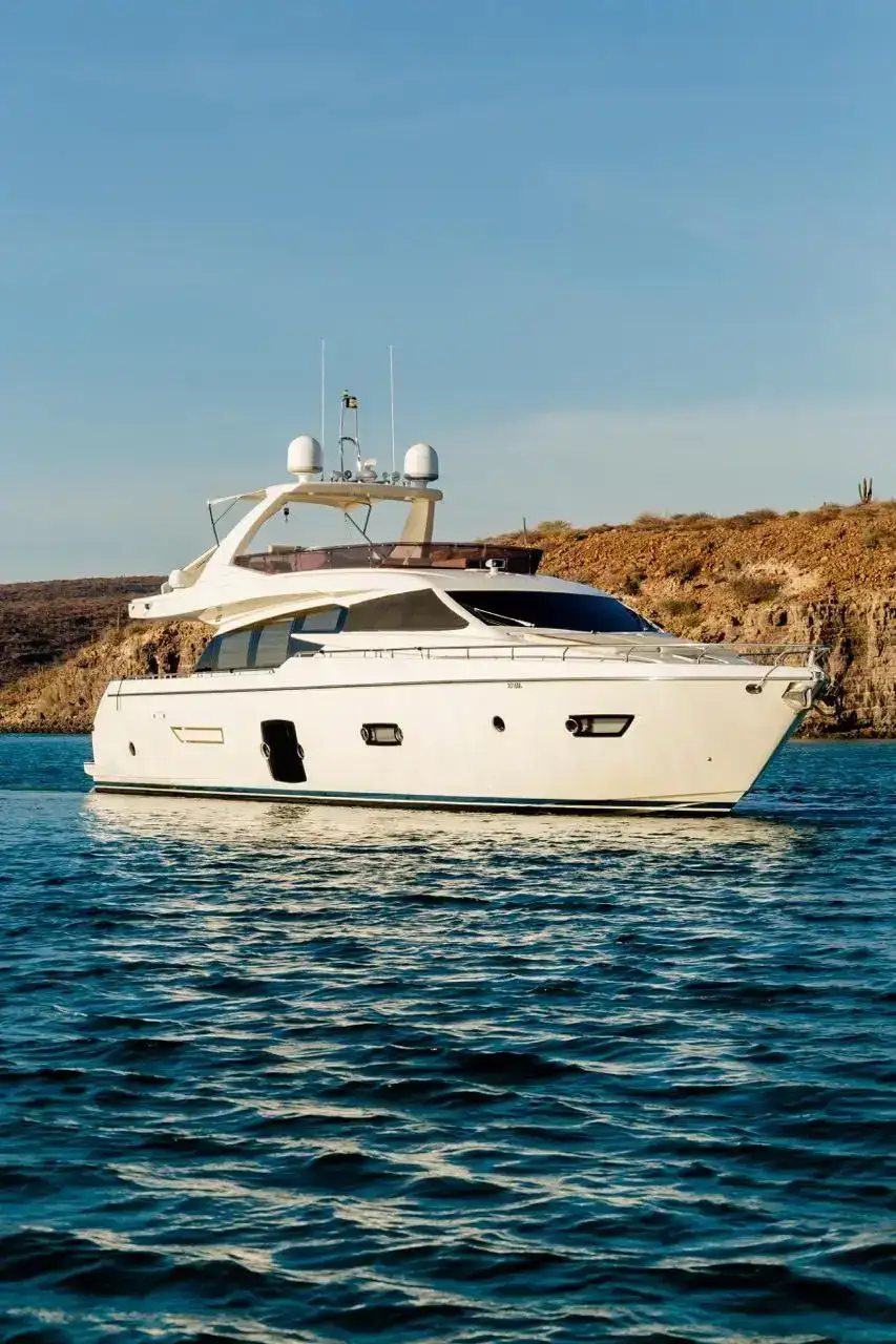 Thumbnail von Ferretti Yachts 720