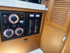 Thumbnail von Island Packet 445 Make Me Laugh Again