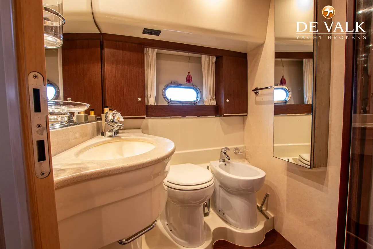 Thumbnail von Ferretti Yachts 550