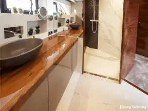 Thumbnail von Van Den Hoven Executive 2100