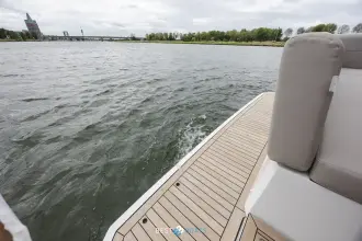 Thumbnail von Sealine C330