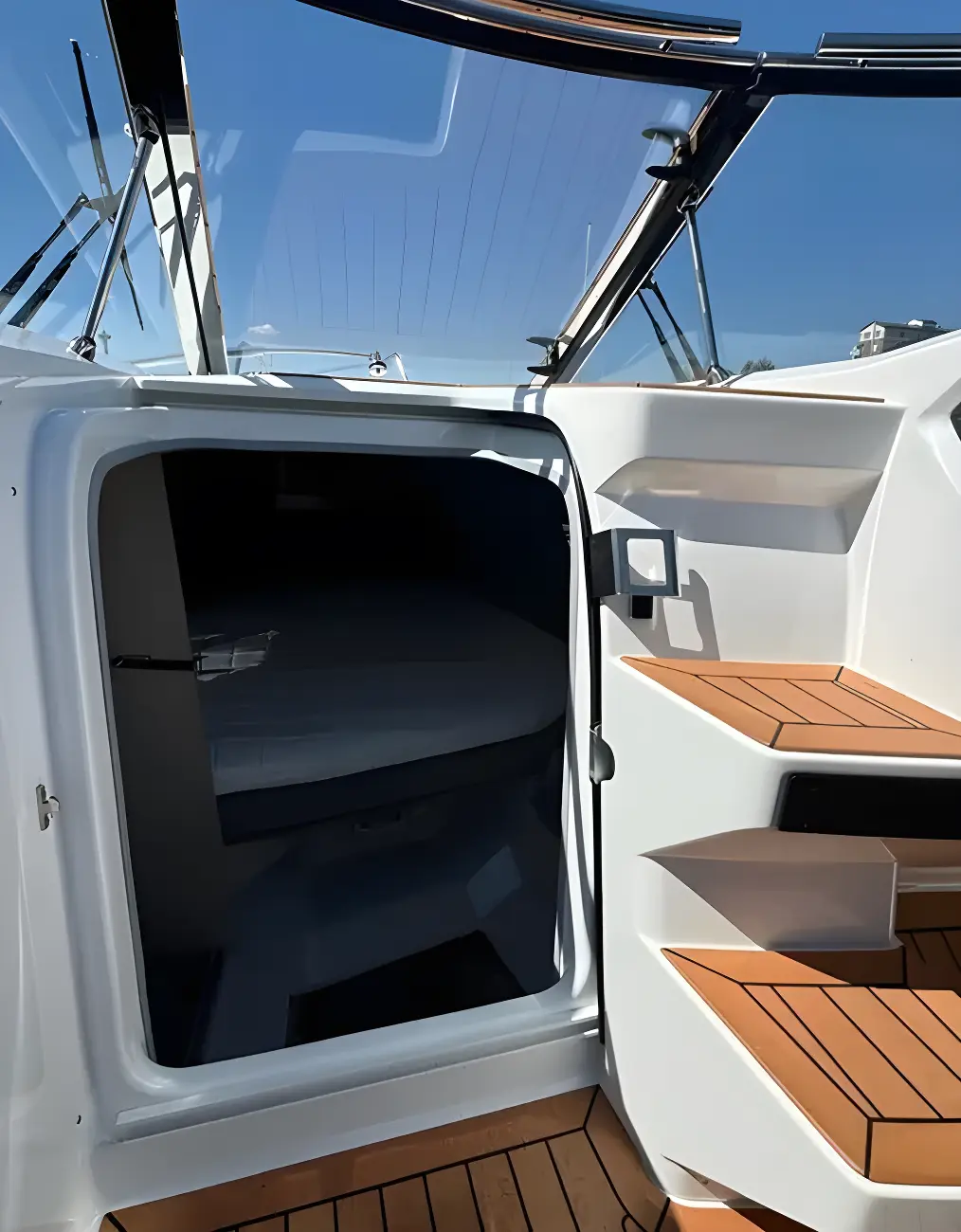 Thumbnail von Eker Design AS Silver Raptor DCz