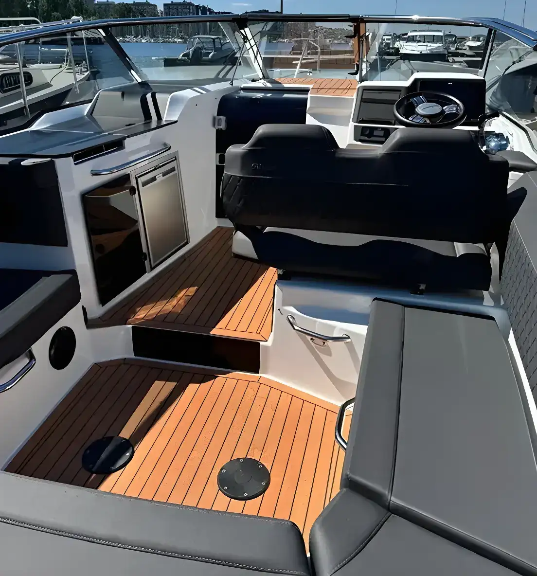 Thumbnail von Eker Design AS Silver Raptor DCz