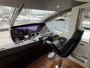 Thumbnail von Sunseeker 76 Yacht n/a