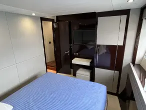 Thumbnail von Sunseeker 76 Yacht n/a