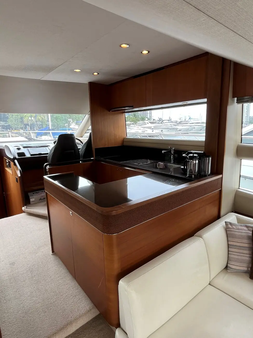 Thumbnail von Princess 56 Flybridge IRIS ROSE