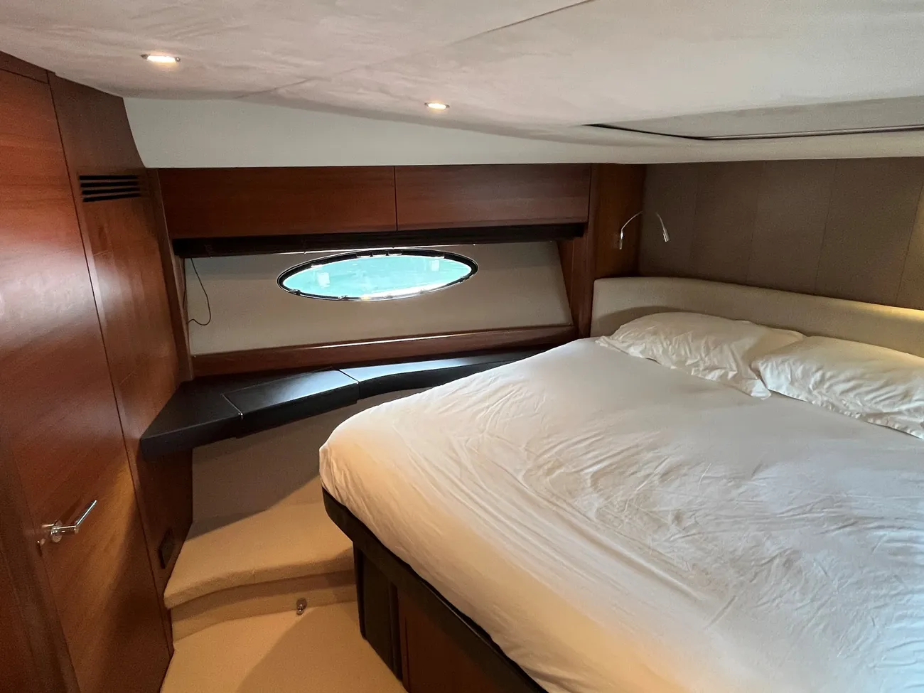 Thumbnail von Princess 56 Flybridge IRIS ROSE