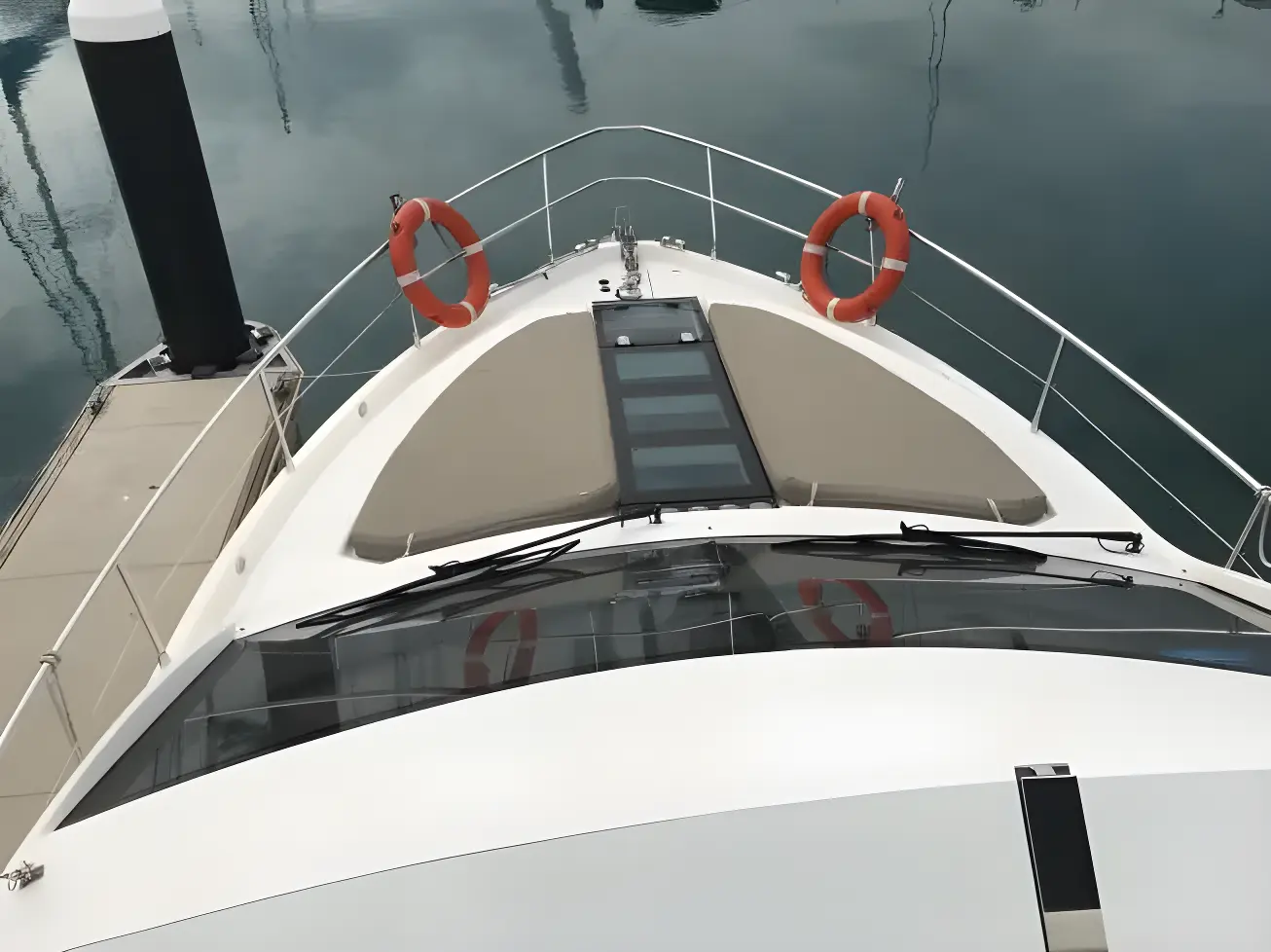 Thumbnail von Fairline Squadron 42 n/a