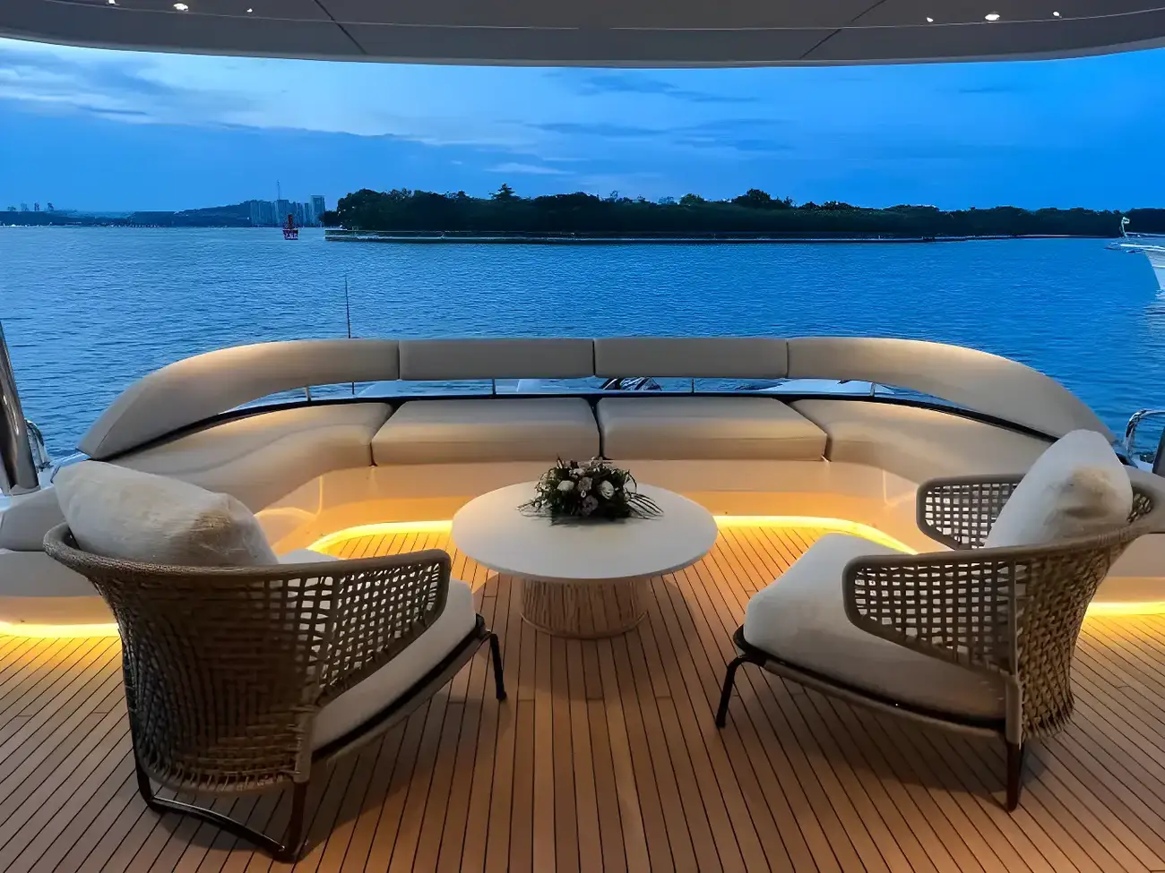 Thumbnail von Princess Y95 ROVAL