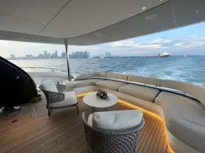 Thumbnail von Princess Y95 ROVAL