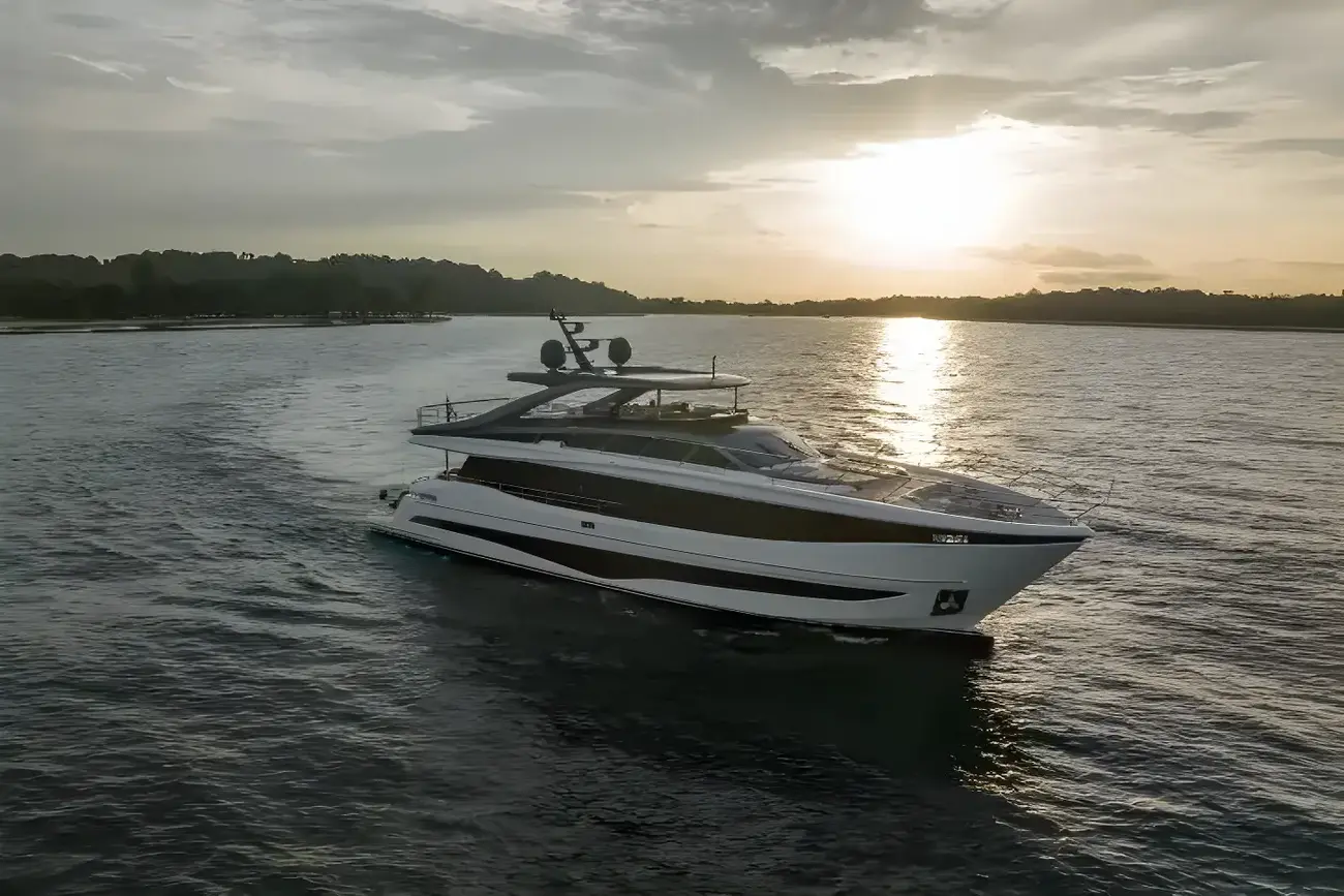 Thumbnail von Princess Y95 ROVAL