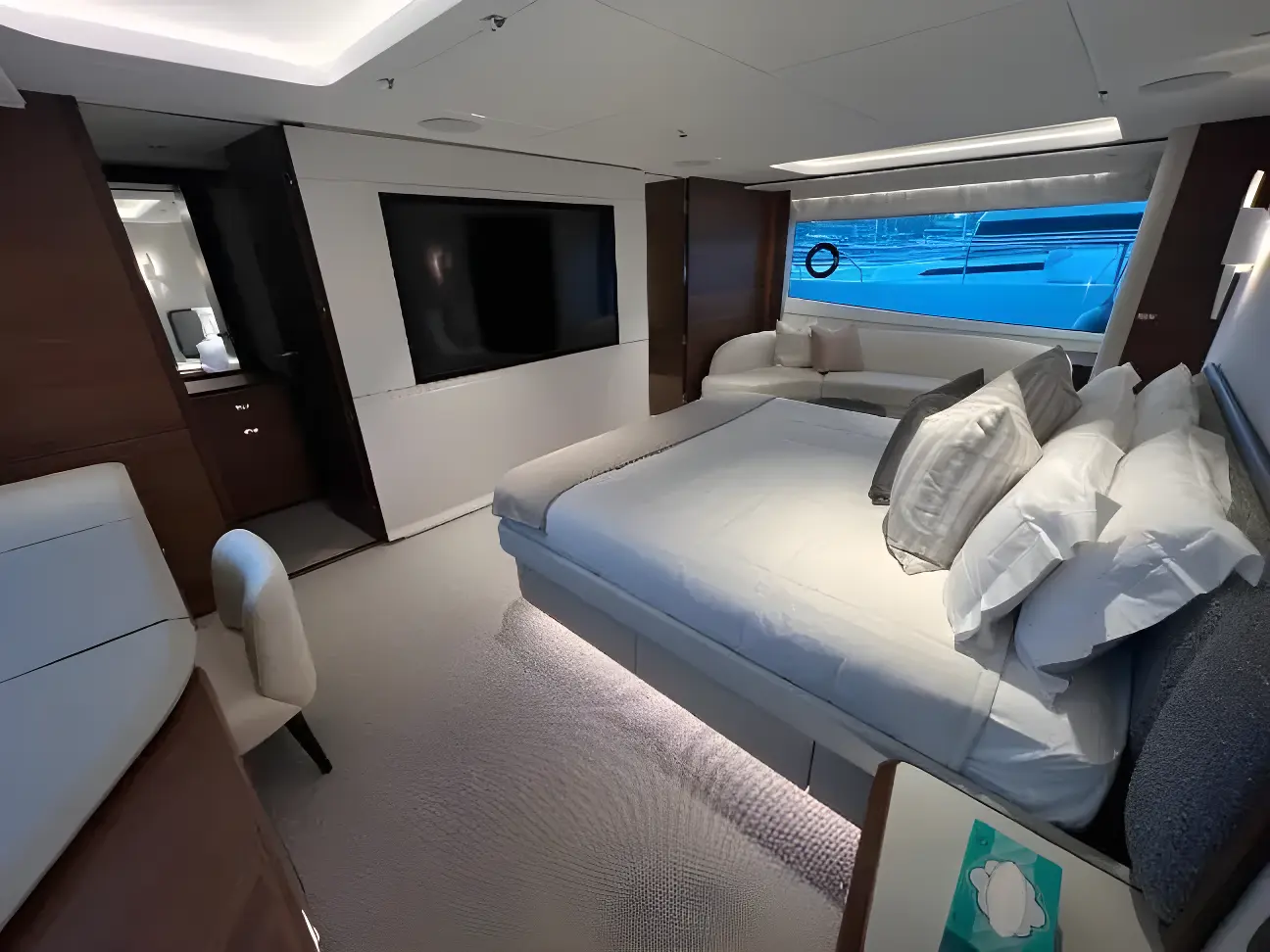 Thumbnail von Princess Y95 ROVAL