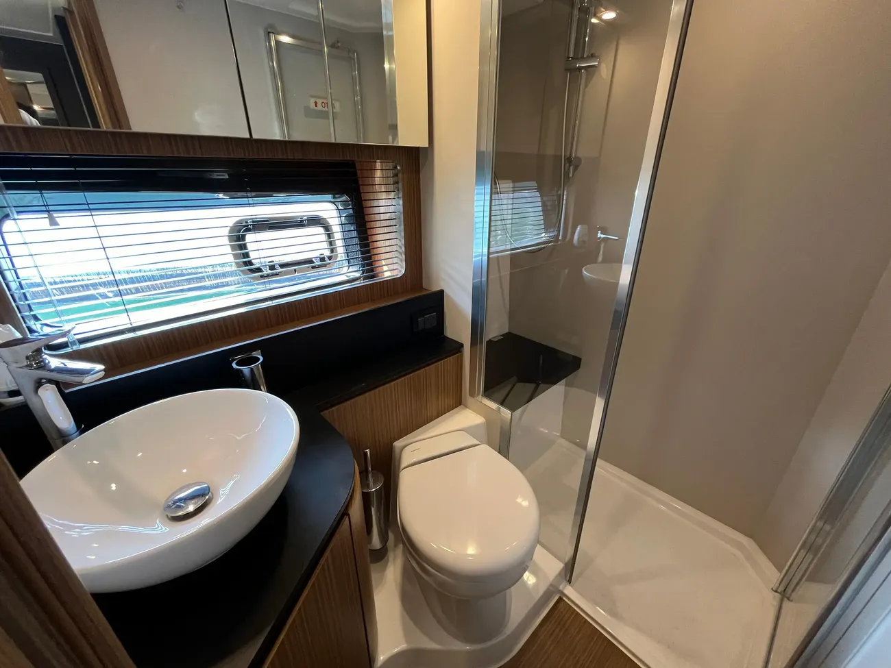 Thumbnail von Azimut Atlantis 43 9520020