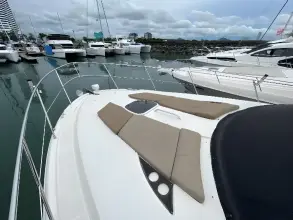 Thumbnail von Meridian 441 Sedan Lanlaa