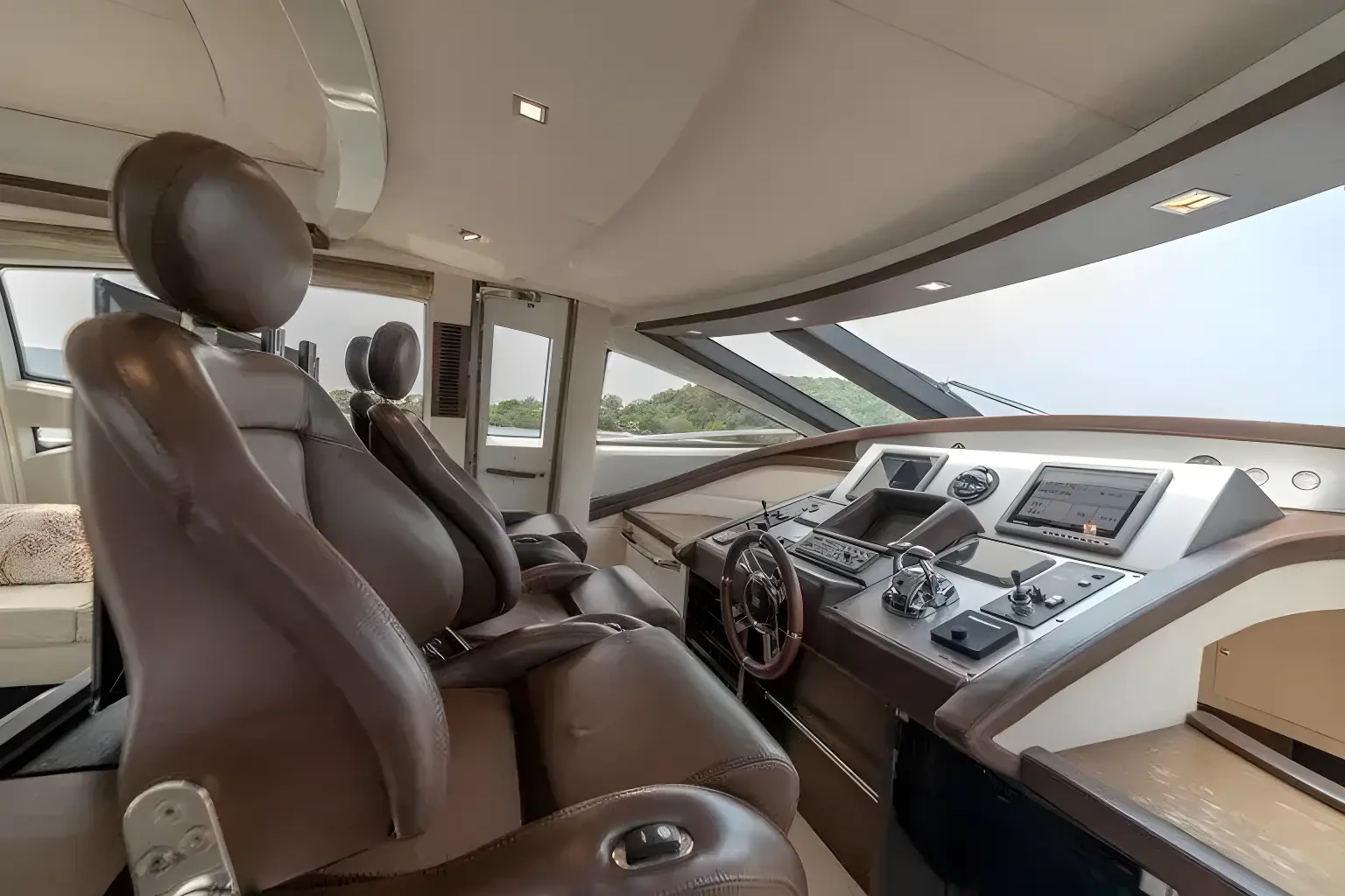 Thumbnail von Azimut 86s 9350818