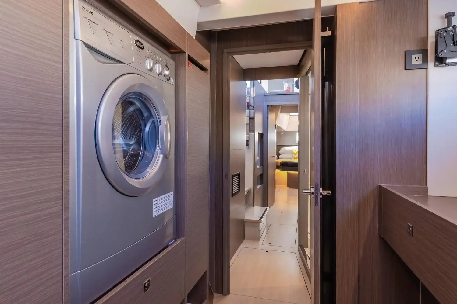 Thumbnail von Leopard 50 9639364