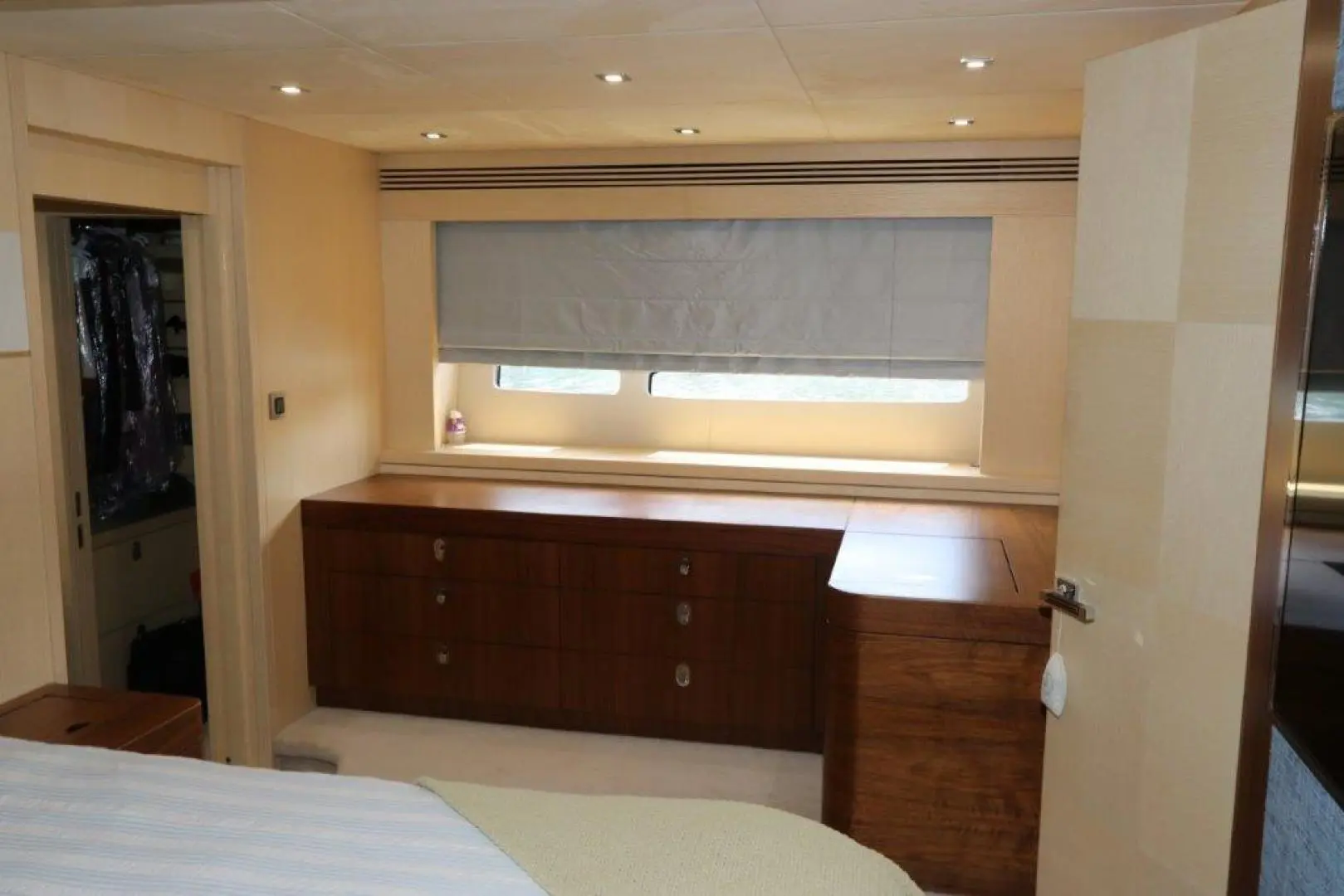 Thumbnail von Sunseeker 86 Yacht