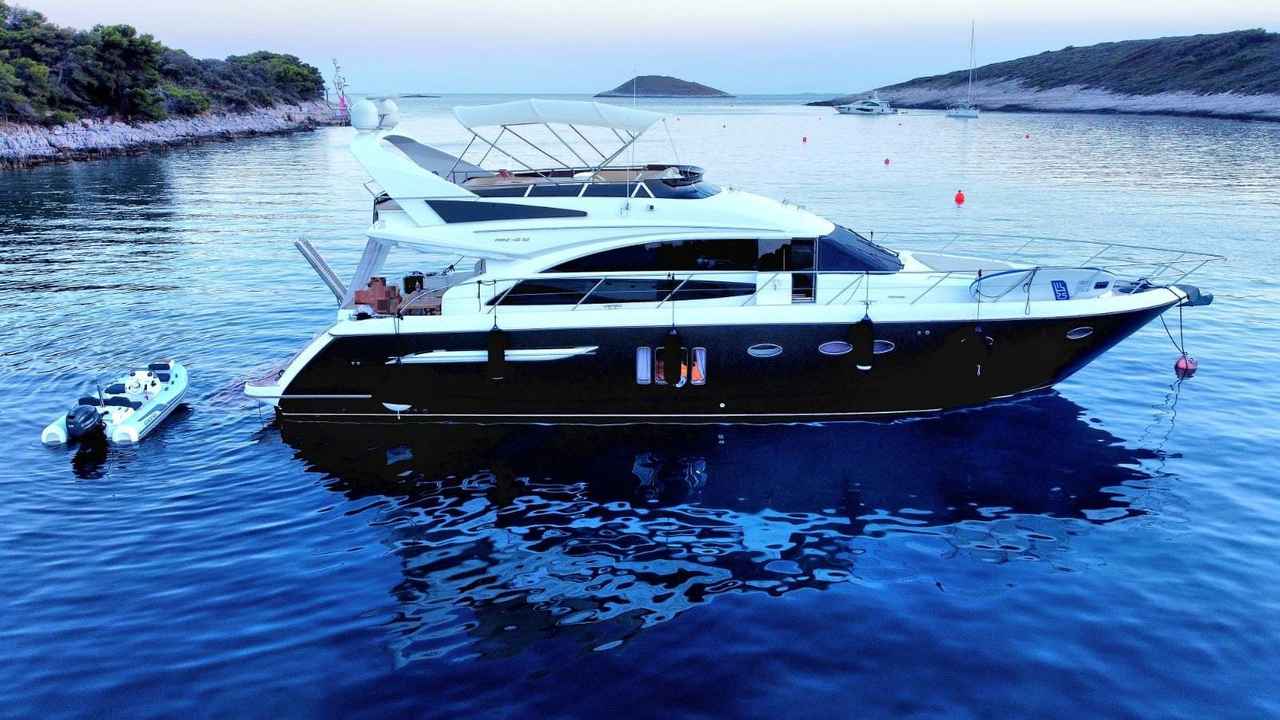 Princess 62