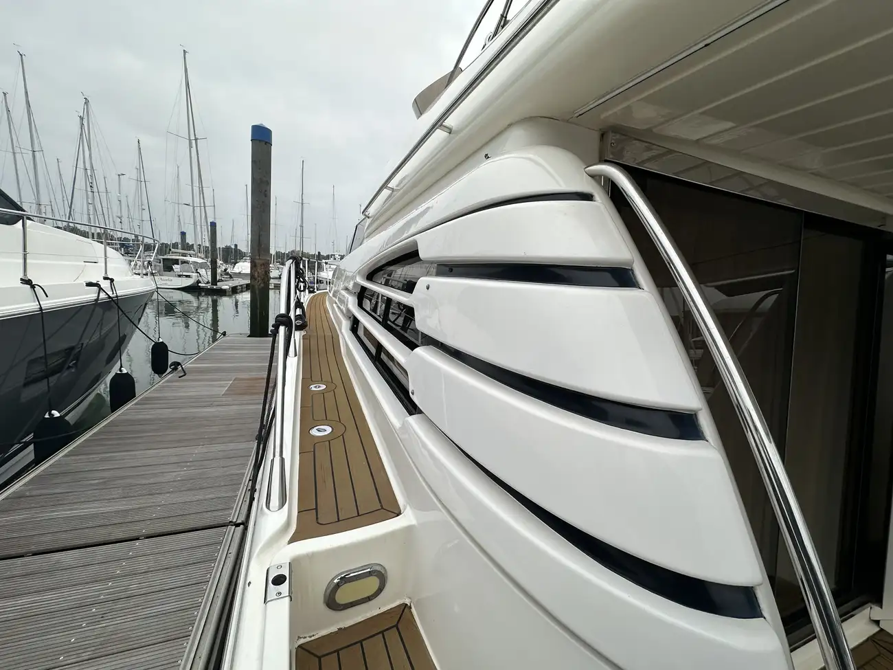 Thumbnail von Sunseeker Manhattan 46 British Built Classic