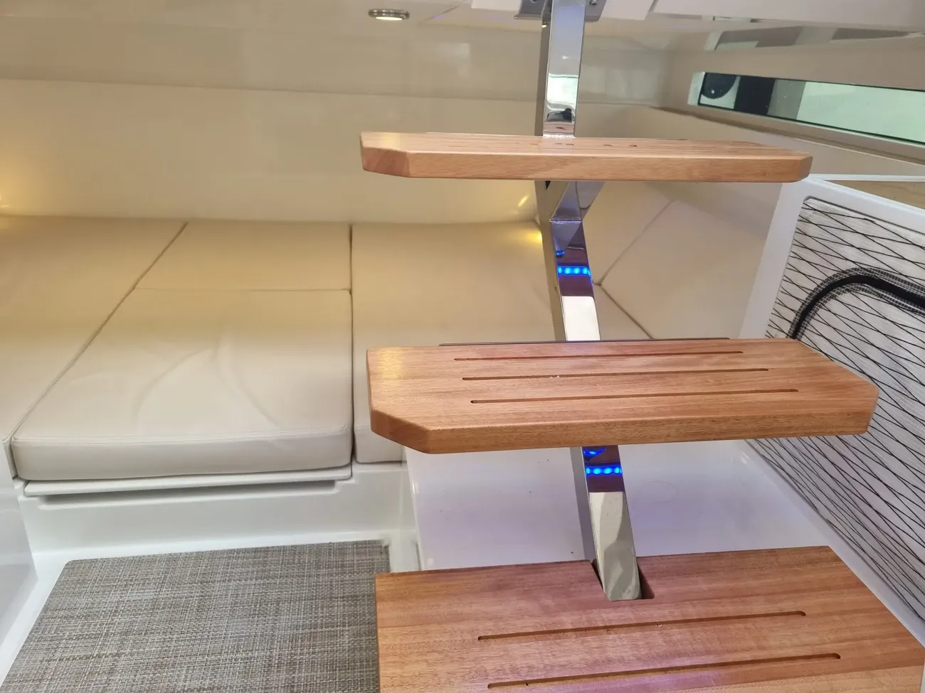 Thumbnail von De Antonio Yachts D32