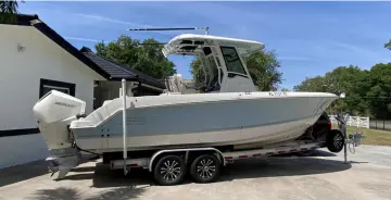 Thumbnail von Boston Whaler 250 Outrage