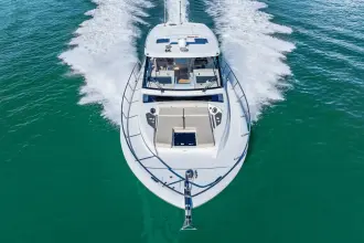 Thumbnail von Boston Whaler 405 Conquest