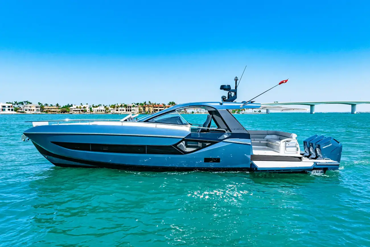 Thumbnail von Azimut 48