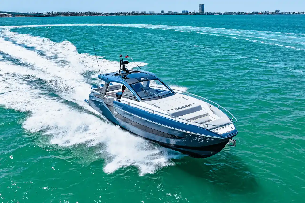 Thumbnail von Azimut 48