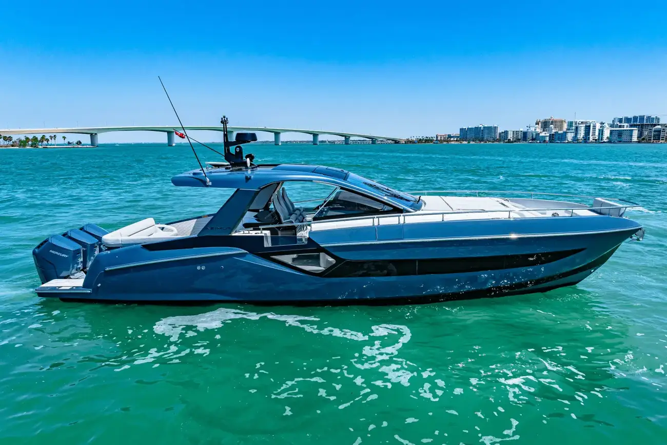 Thumbnail von Azimut 48