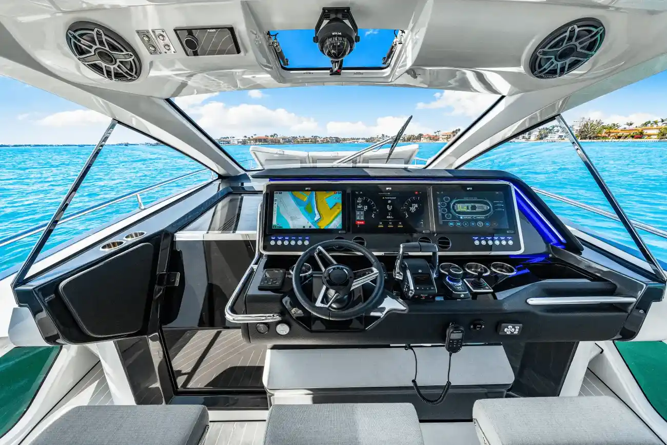 Thumbnail von Azimut 48