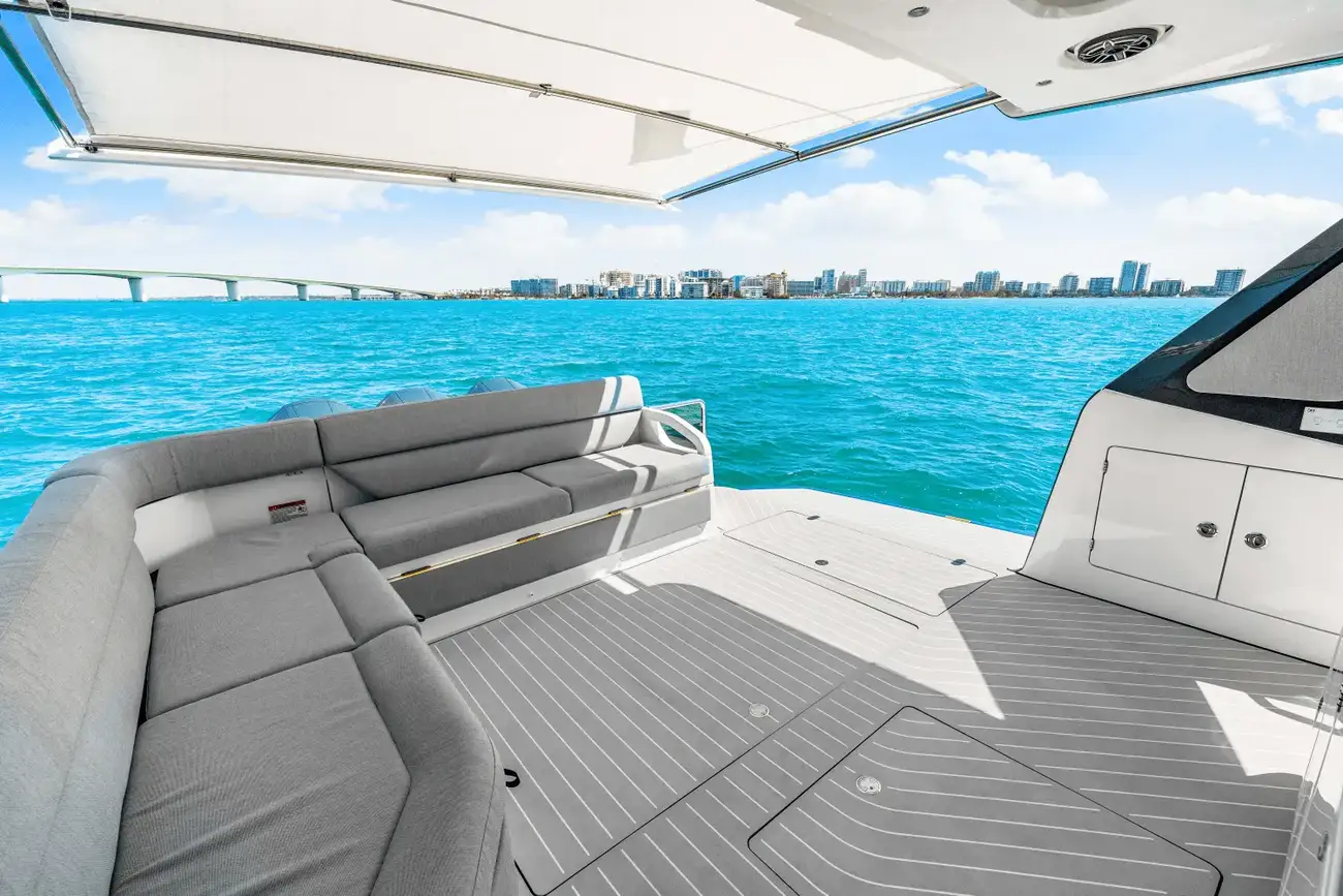 Thumbnail von Azimut 48