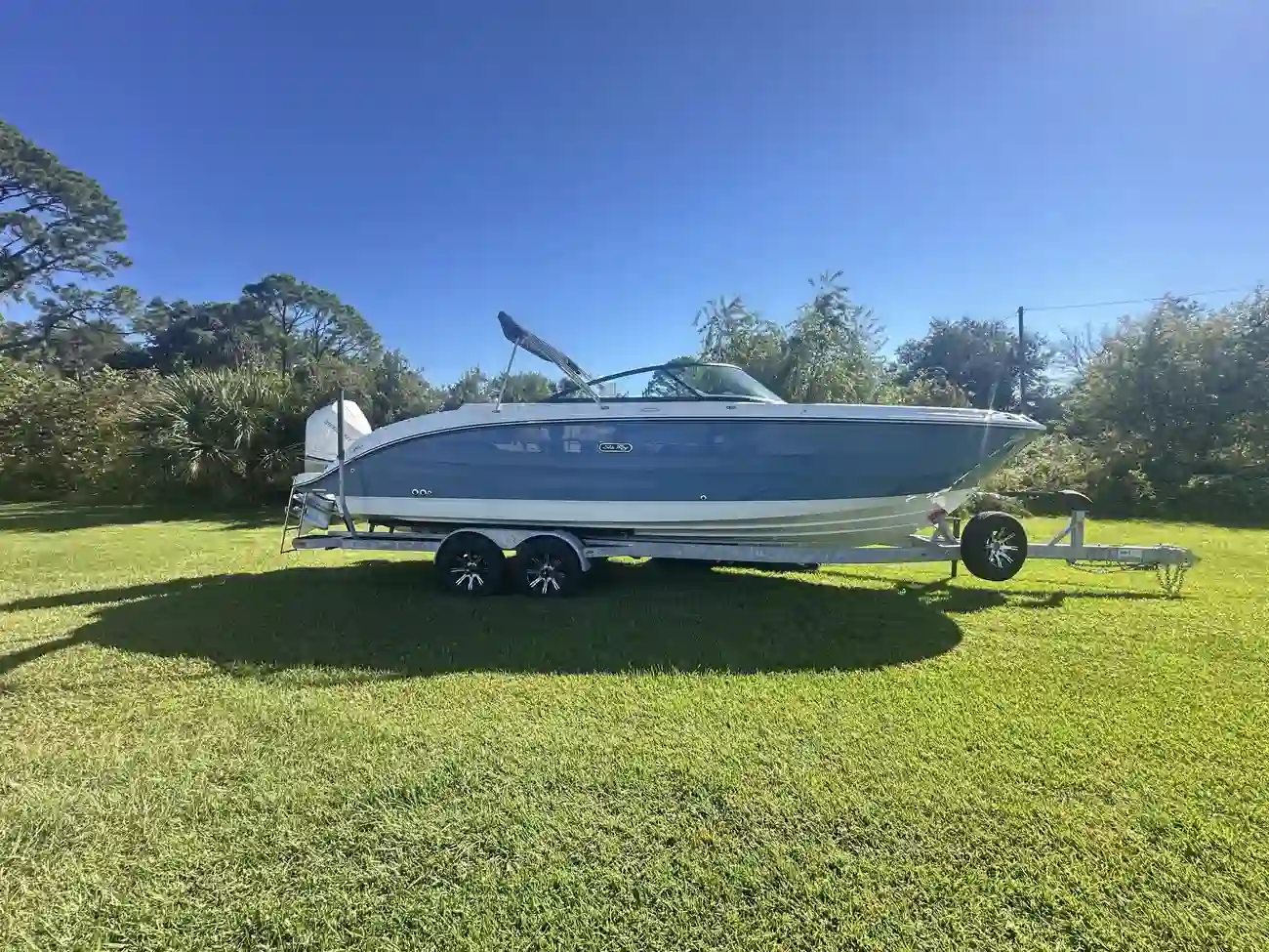 Sea Ray SDX 270 Outboard