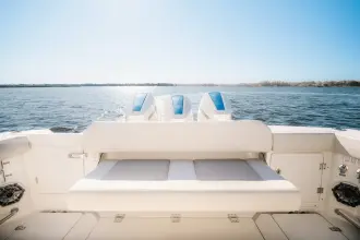 Thumbnail von Boston Whaler 360 Outrage