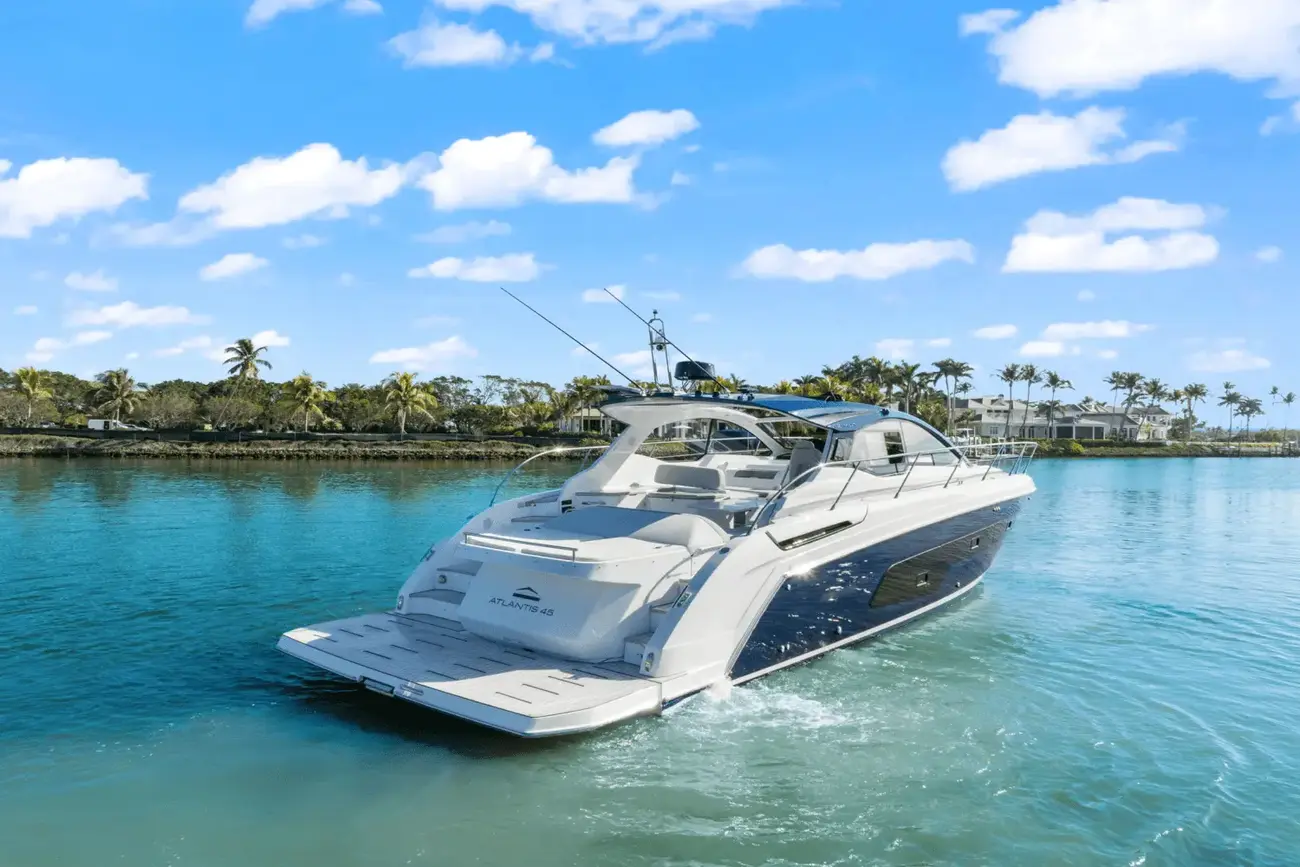Thumbnail von Azimut Atlantis 45