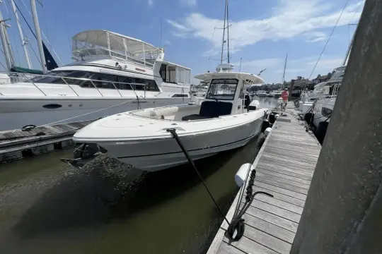 Boston Whaler 330 Outrage