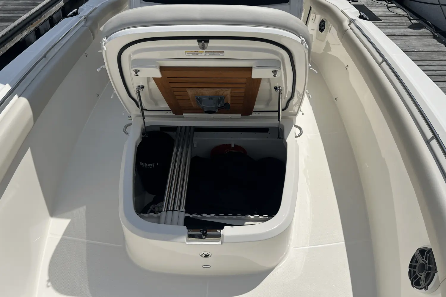 Thumbnail von Boston Whaler 330 Outrage