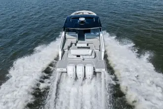 Thumbnail von Cruisers Yachts 50 GLS OB