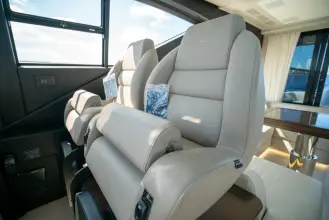 Thumbnail von Azimut S6