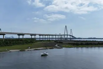 Thumbnail von Sea Ray 320 Sundancer Outboard