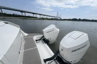 Thumbnail von Sea Ray 320 Sundancer Outboard