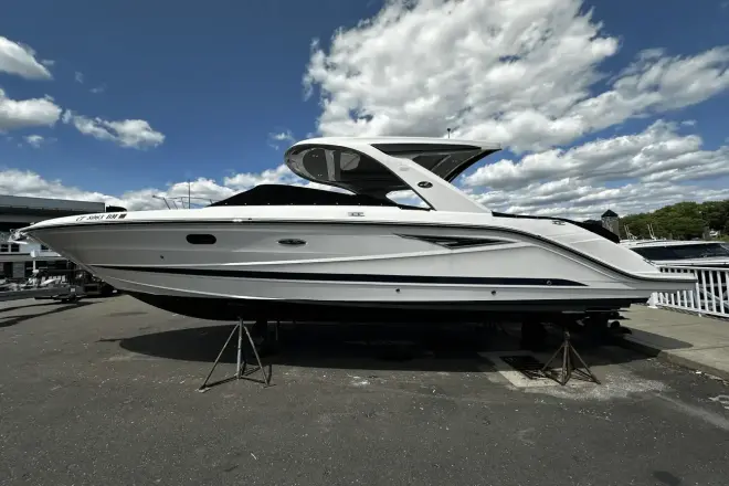 Sea Ray SLX 310