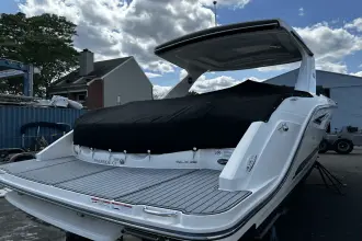 Thumbnail von Sea Ray SLX 310