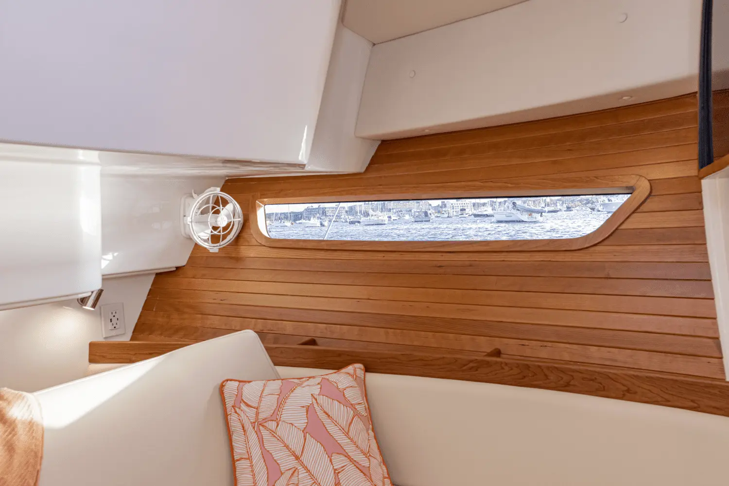 Thumbnail von MJM Yachts 4