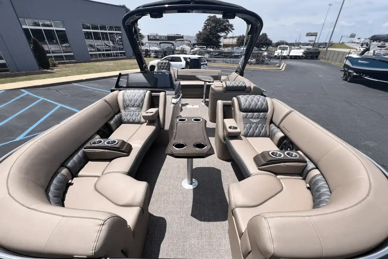 Thumbnail von Bennington 25QX