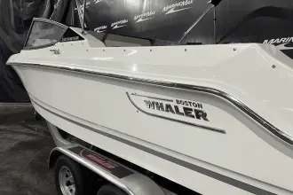 Thumbnail von Boston Whaler 210 Vantage