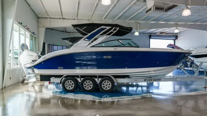 Sea Ray SDX 270 Outboard