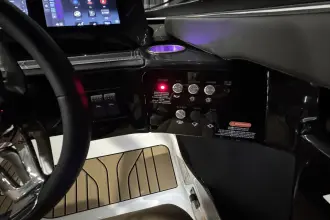 Thumbnail von Sea Ray SLX 260 Surf