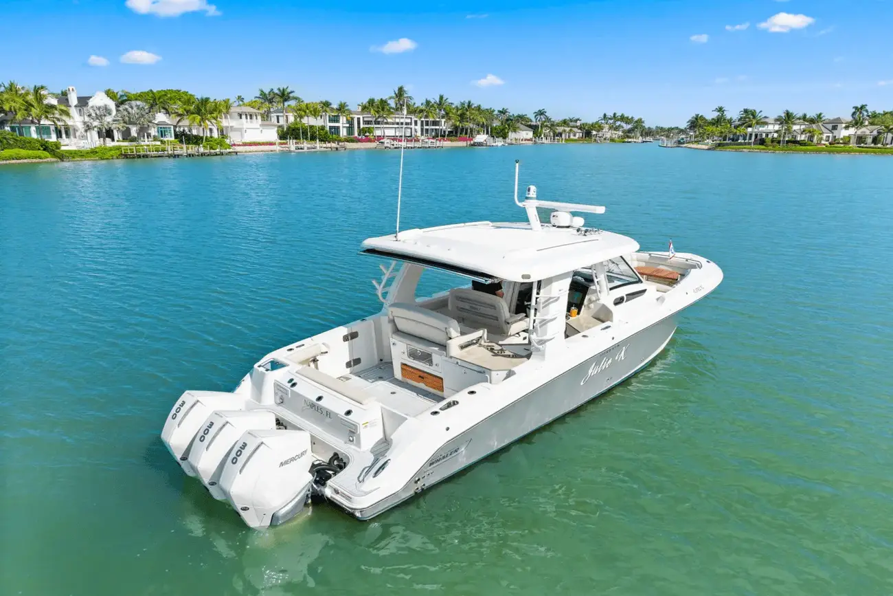 Thumbnail von Boston Whaler 350 Realm