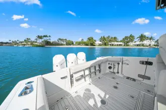 Thumbnail von Boston Whaler 350 Realm