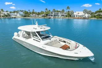 Thumbnail von Boston Whaler 350 Realm